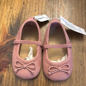 Old Navy Pink Dress Shoes with Bow Detail